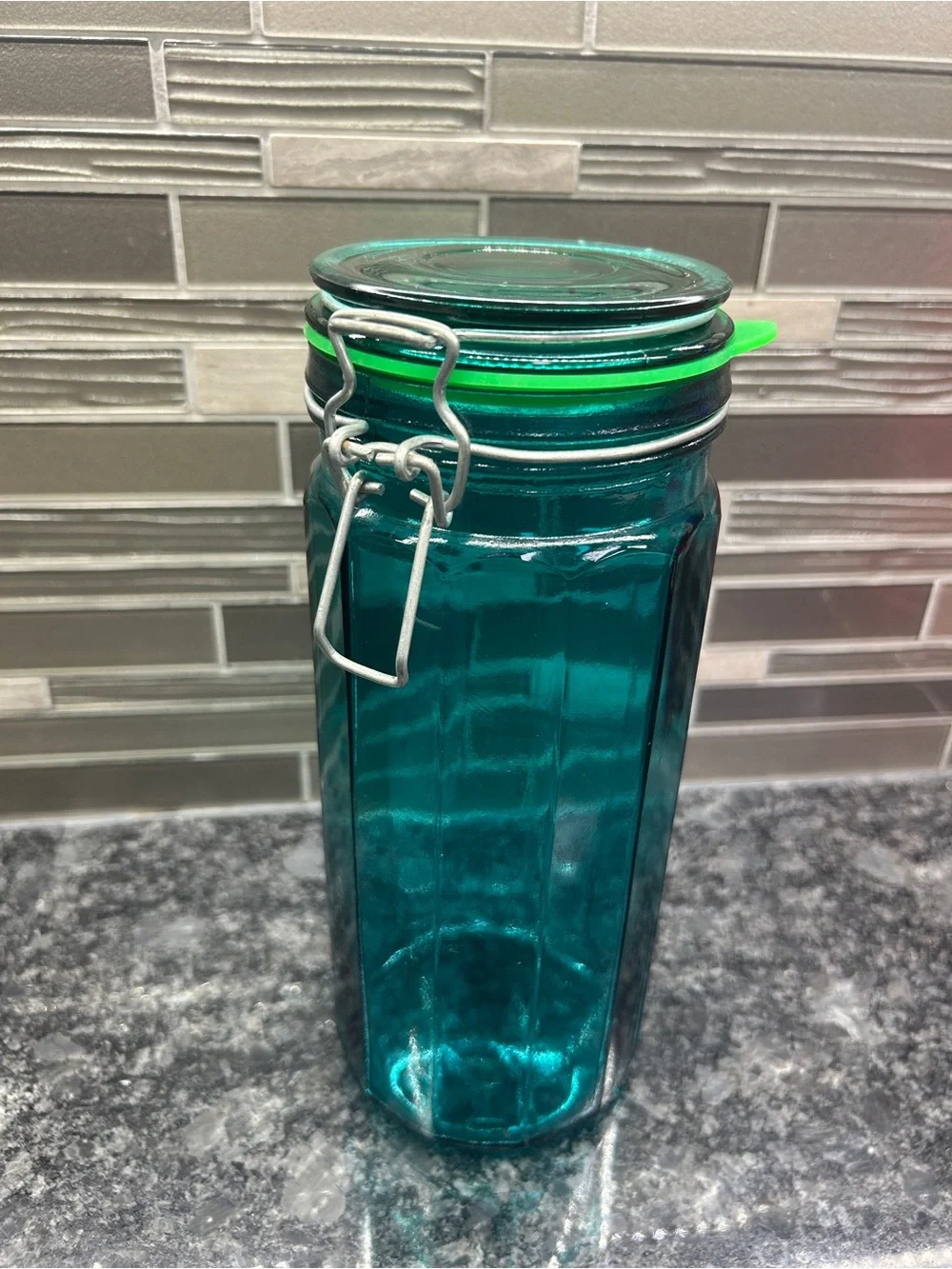 VINTAGE EMERALD GREEN GLASS 12 PANEL CANISTERS JAR WIRE BAIL HINGED LID New Seal